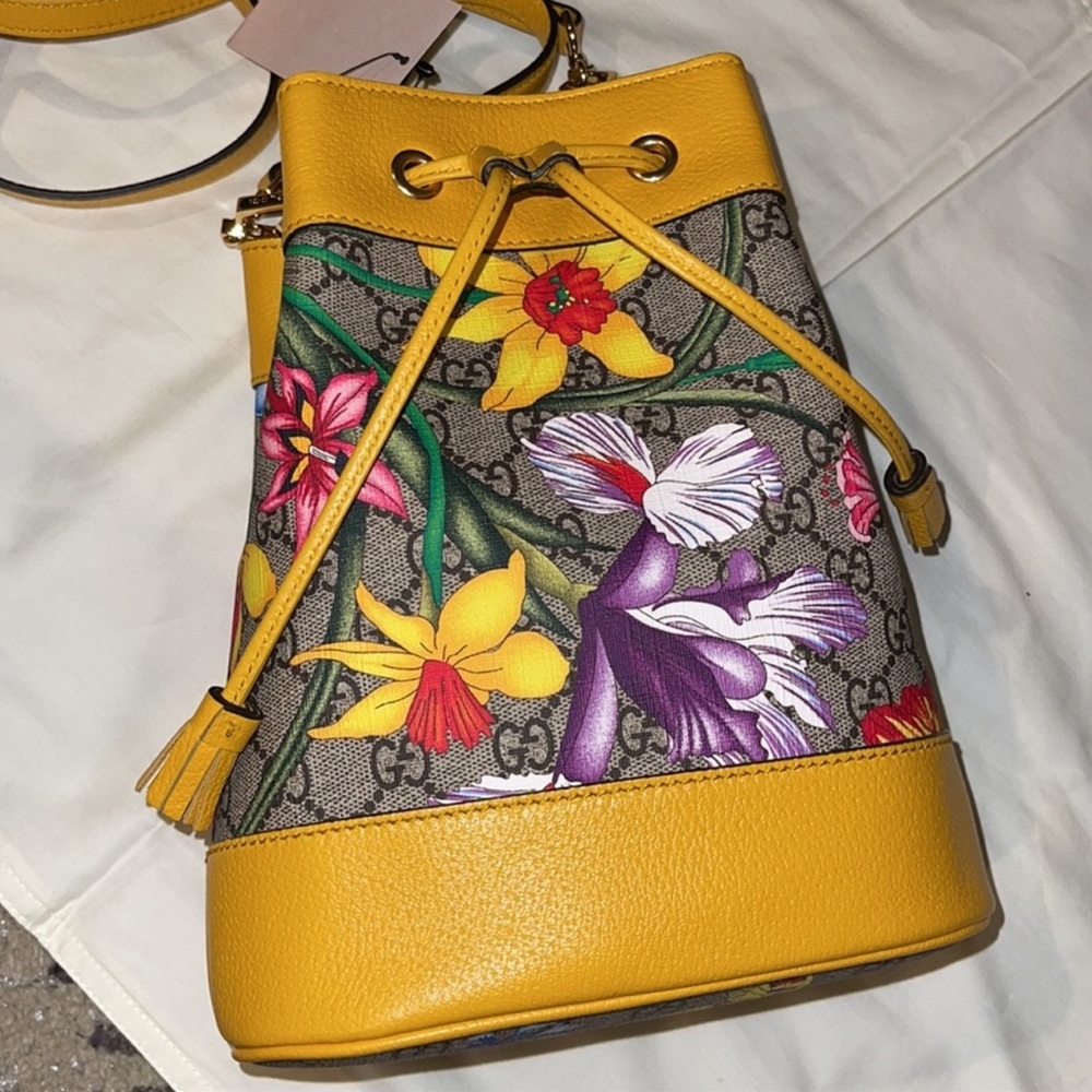 Gucci purse